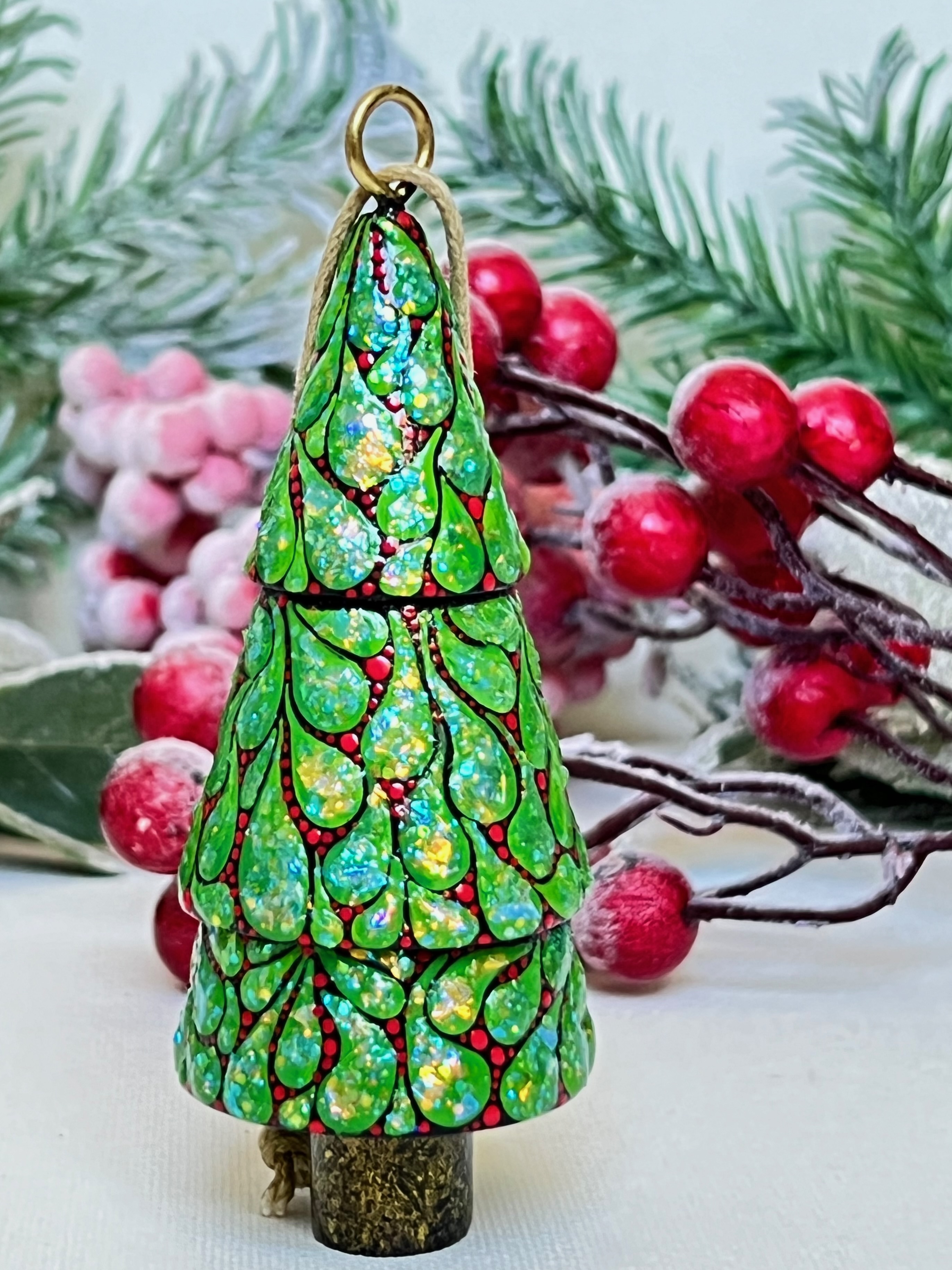 Hand-painted decorative item